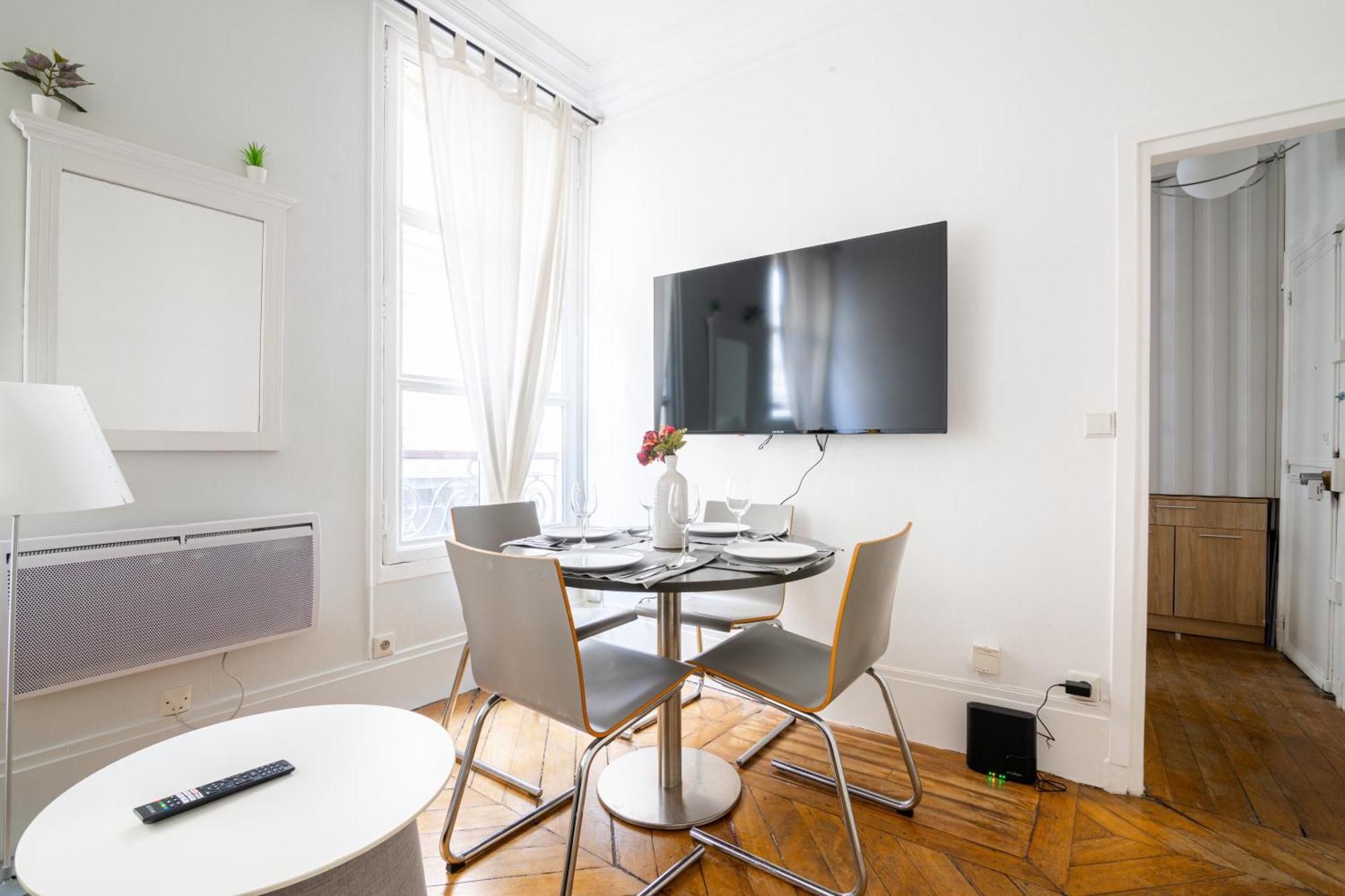 Appartement Quartier Musee Du Louvre Free Netflix Paris Ngoại thất bức ảnh
